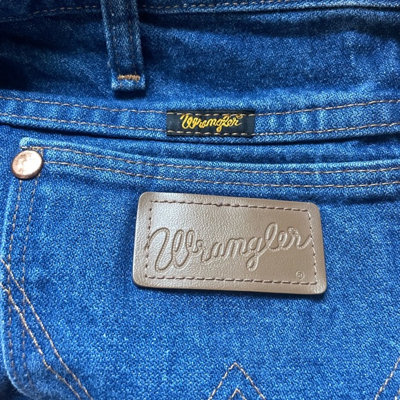 Wrangler Dark Blue Jeans - Picture 4 of 7